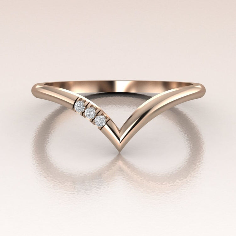 14K Gold V-Shape Ring