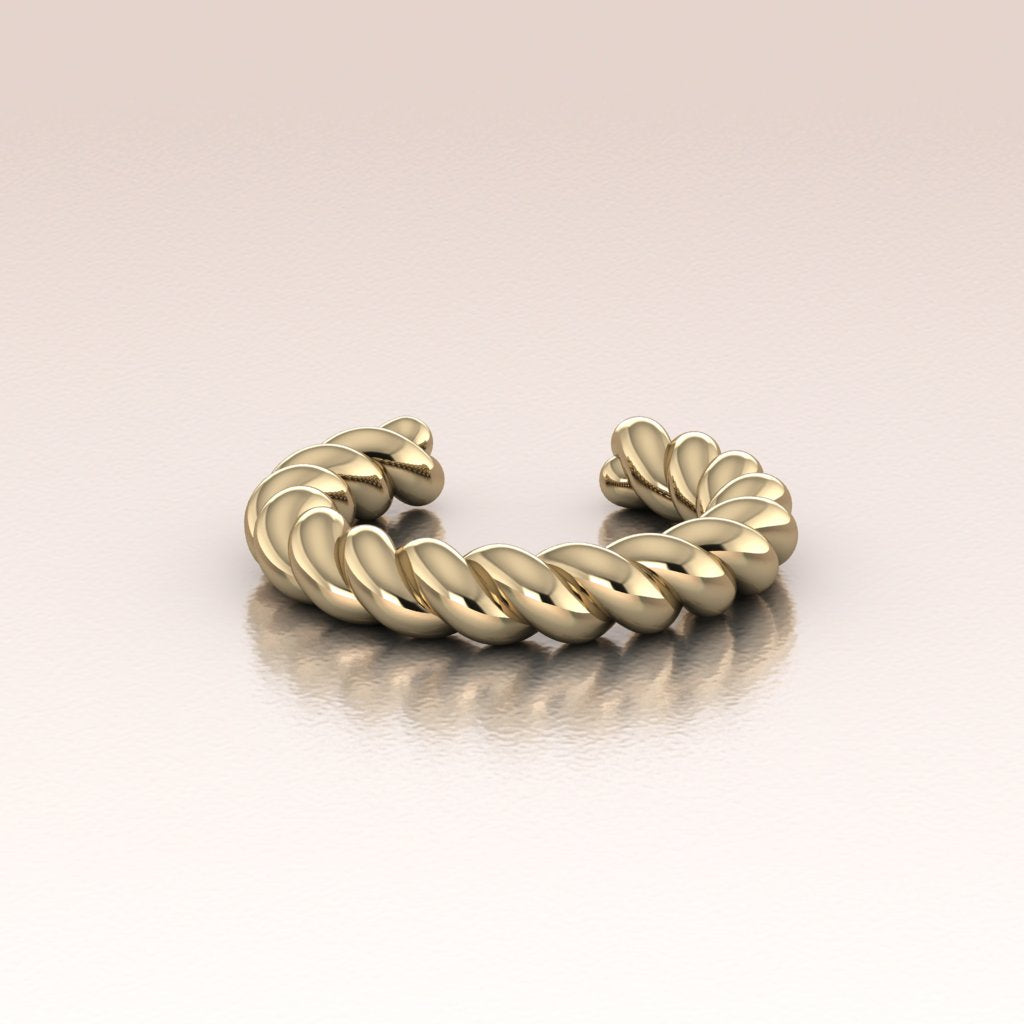 Yellow Gold ear cuff twisted rope design