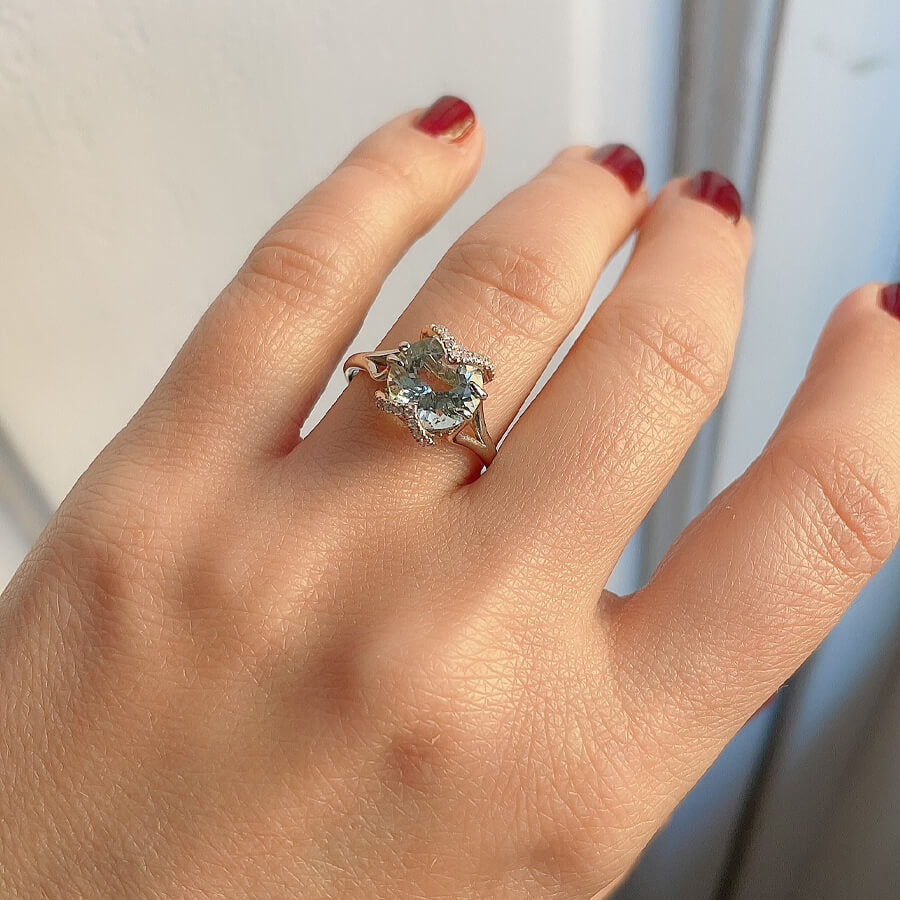 Round Aquamarine Engagement Ring